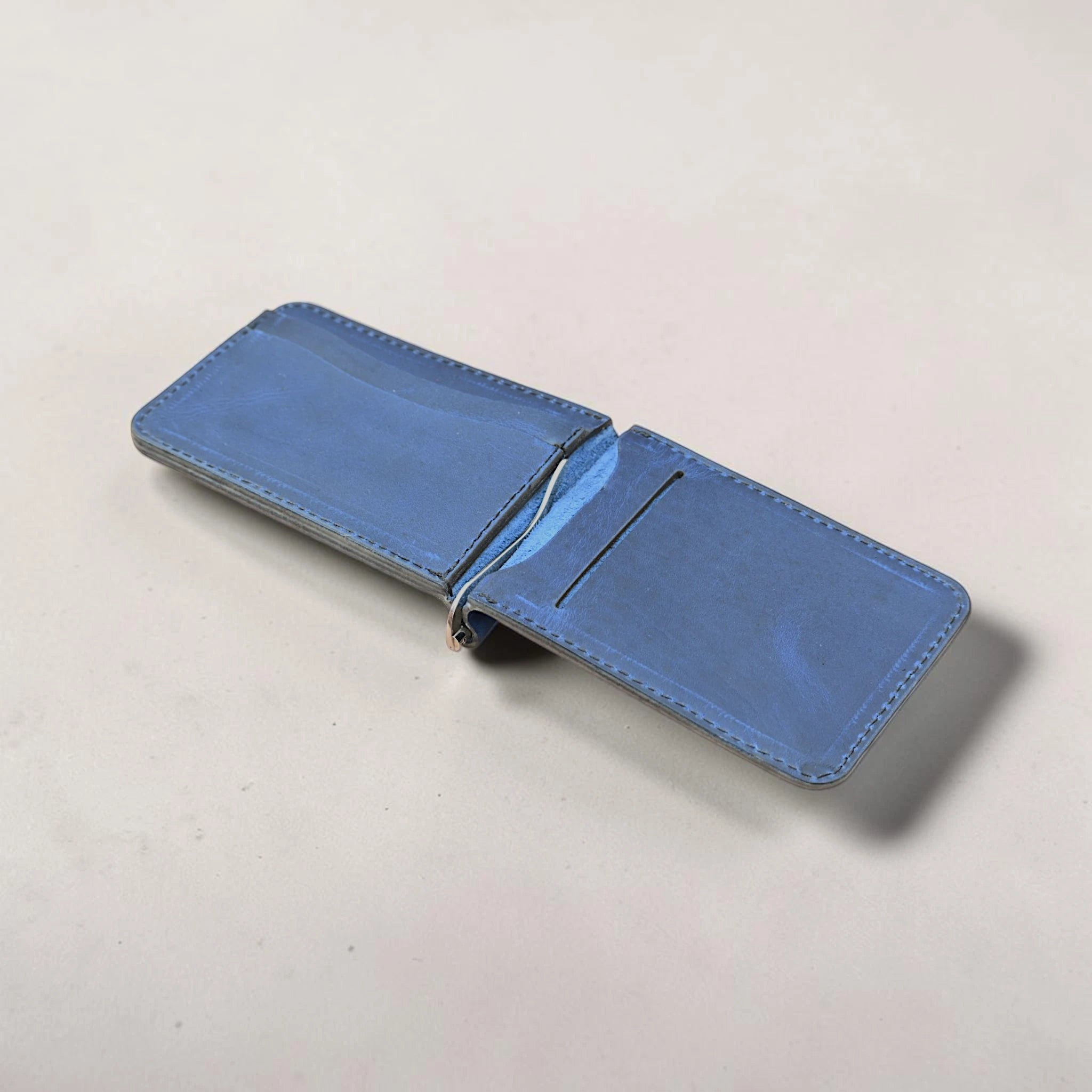 Clip Wallet Omega
